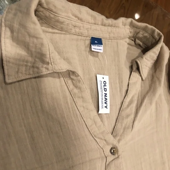 Old Navy Light Tan Button-Down Shirt - Picture 3 of 5